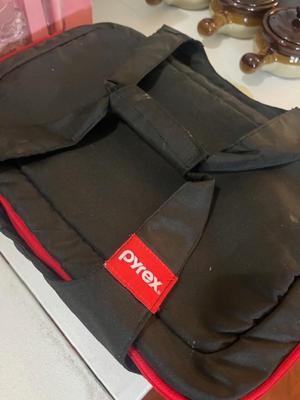 Pyrex Bag Pan and Lid