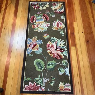 DR483 Safavieh Chelsea Hooked Floral Rug