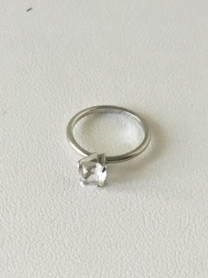 Beautiful fashion ring