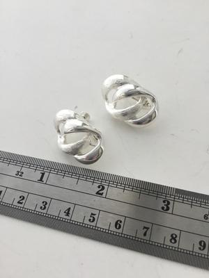 Napier marked vintage beautiful earrings clip on
