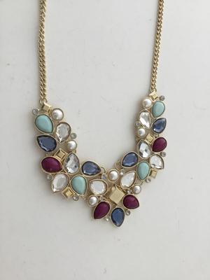 Unmarked beautiful stunning statement necklace