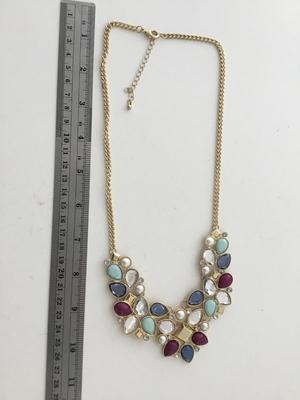Unmarked beautiful stunning statement necklace