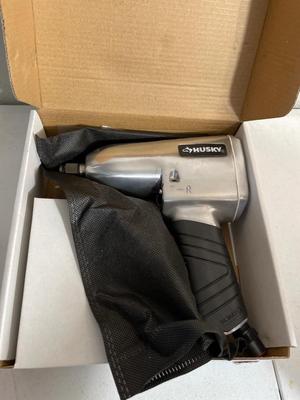 NIB pneumatic impact wrench