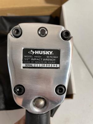 NIB pneumatic impact wrench