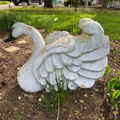 O533 Large Swan Fiberglass Carnival Ride- Garden Decor
