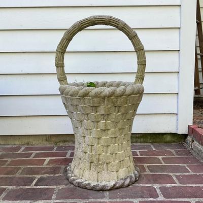 O540 Large Concrete Basket Planter