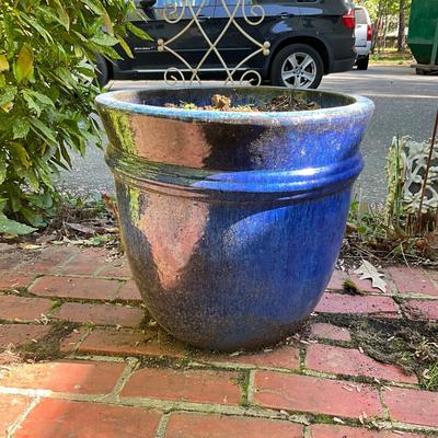 O544 Large Blue Glazed Terra Cotta Pot