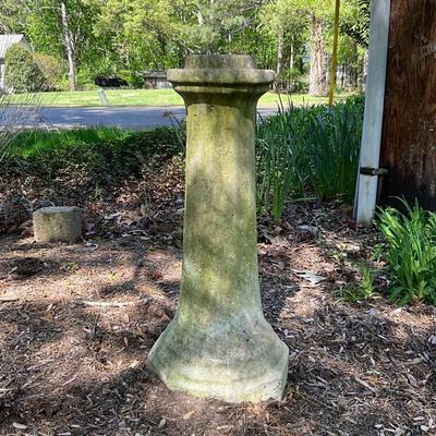 O550 Cement Bird Bath Base