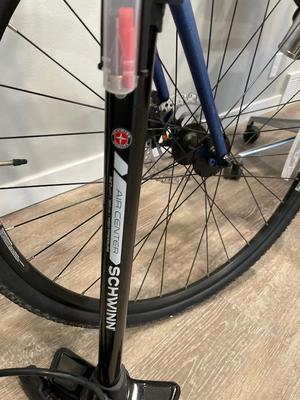 Fixie Mercier Kilo GX with tire pumps