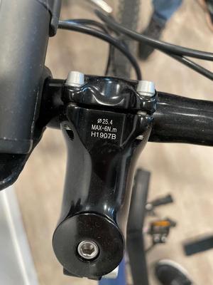 Fixie Mercier Kilo GX with tire pumps