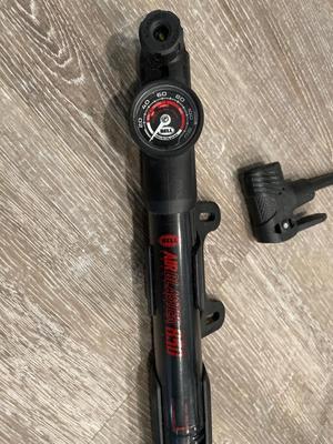 Fixie Mercier Kilo GX with tire pumps