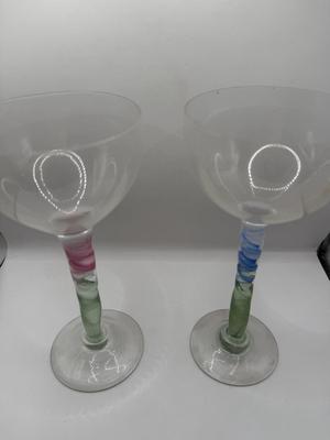 LOT 1L: Chris Baker Salmon Signed Wine Glasses & Signed 1996 Art Glass Vase