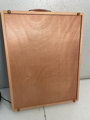 Desktop art easel with miscellaneous