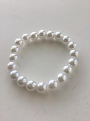 Faux pearl stretchy fashion bracelet