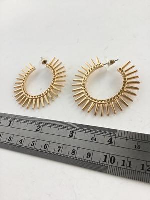 Gold tone fashion earrings