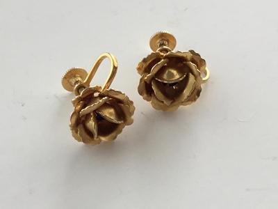 NE marked vintage rosé earrings