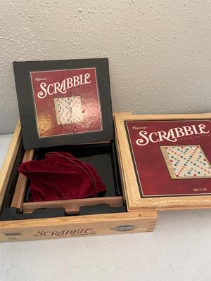 Official Scrabble crossword game