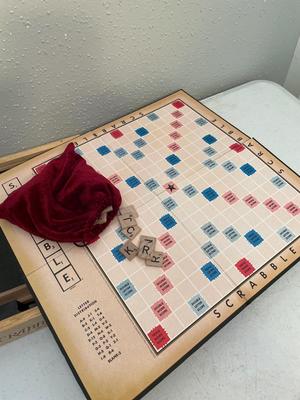 Official Scrabble crossword game