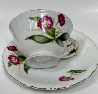 Vintage China Tea Cup & Saucer with Fuchsia Floral pattern