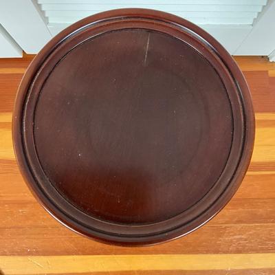 UBC652 Mahogany Round Pedestal Table