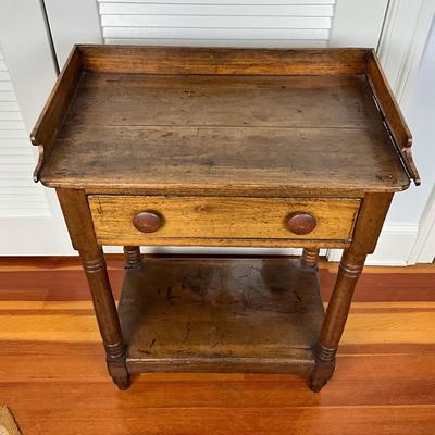 UBC657 Antique Single Drawer Pine Wash stand/ Side Table