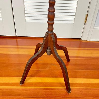 UBC665 Vintage Pine Dark Stained Coat Rack
