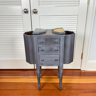 UBC671 Antique Martha Washington Sewing Stand