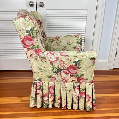 UBC672 Green Floral Upholstered Arm Chair