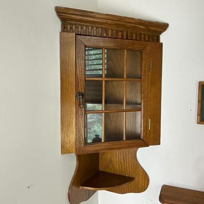 MB677 Antique Oak Glass Single Door Corner Shelf