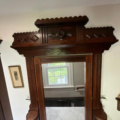 UH679 Antique Victorian Eastlake Marble Top Dresser with Mirror