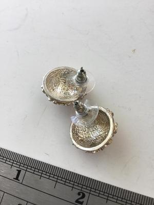 Beautiful floral stud earrings
