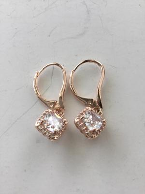 Unmarked beautiful stunning earrings