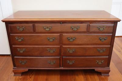 LANE Traditional Style Cedar Chest with Two Drawers