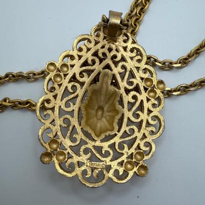 Ornate Medallion Style Gold Necklaces & More (ST-HS)
