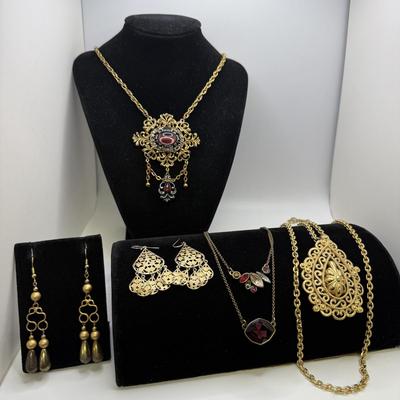 Ornate Medallion Style Gold Necklaces & More (ST-HS)