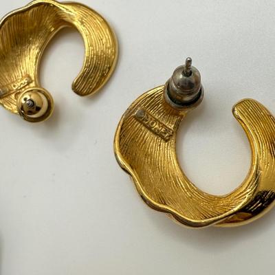 Unique Collection of Gold & Silver Brooches, Earrings, & Bracelets (ST-HS)