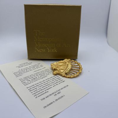 Unique Collection of Gold & Silver Brooches, Earrings, & Bracelets (ST-HS)