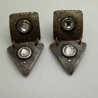 Unique Collection of Gold & Silver Brooches, Earrings, & Bracelets (ST-HS)