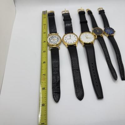 ‘1928’ Pendant Watch with a Variety of Wristwatches (ST-HS)
