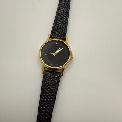 ‘1928’ Pendant Watch with a Variety of Wristwatches (ST-HS)