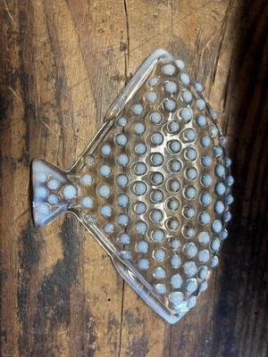 Glass fan ash tray