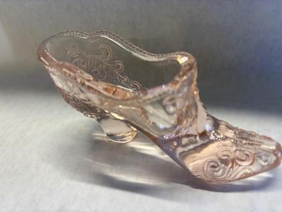 Pink glass slipper/shoe
