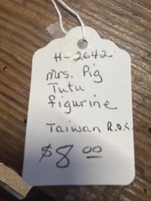 Mrs. pig figurine