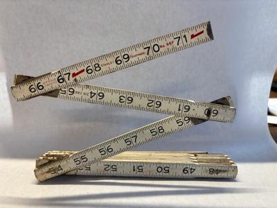 Foldable ruler
