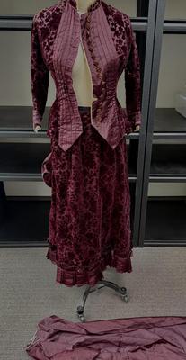 Antique Victorian Afternoon or Day Dress - Burgundy 2 piece outfit - late 1800's or early 1900's