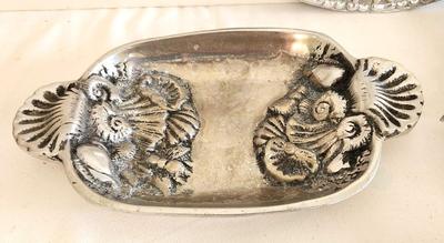 Lot #115 Lot of 4 Pieces - Pewter-look Serving Ware