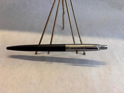 Parker pen