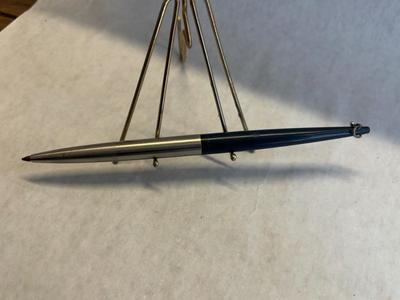 Parker pen
