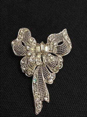 Vintage Art Deco Rhinestone Brooch
