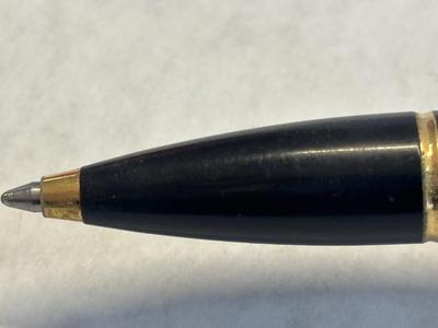 Parker pen
